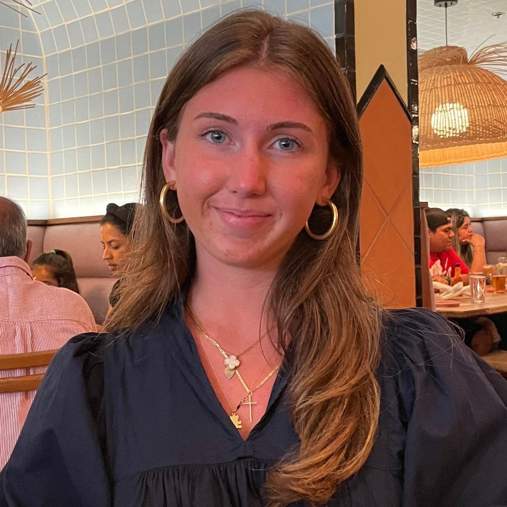 Meet your Posher, Emma